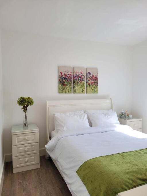 Southall Inn - Near Heathrow Extérieur photo